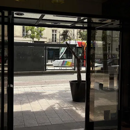 머큐어 센터 갸르 호텔 4*