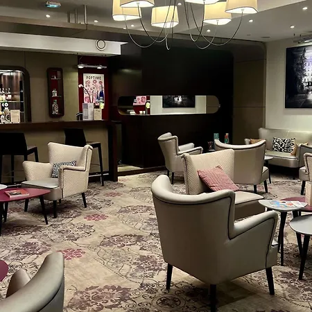 昂热中央车站美居酒店