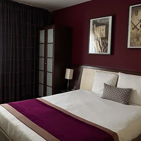 Mercure Centre Gare Отель 4*