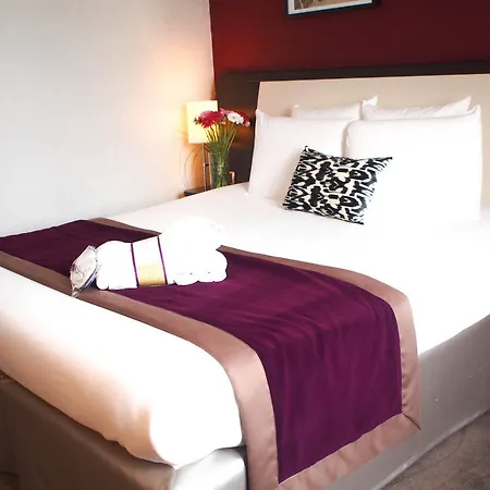 Mercure Centre Gare Hotel 4*