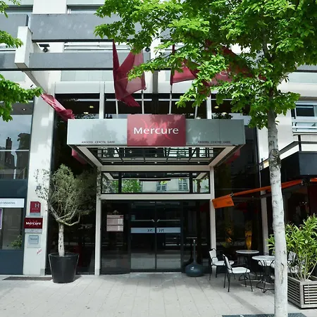 Mercure Centre Gare Hotel 4*