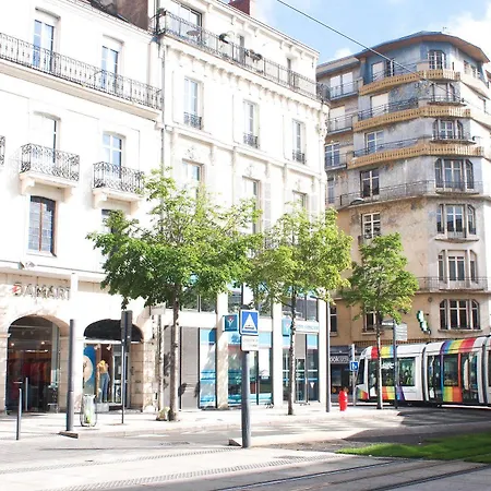 Mercure Centre Gare 4*