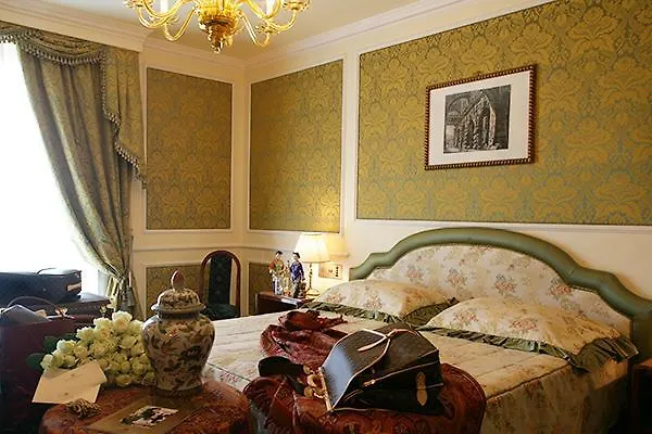 מלון Mercure Centre Gare אנז'ה