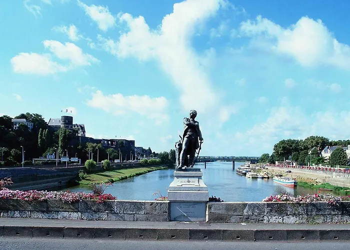 Mercure Centre Gare Otel Angers