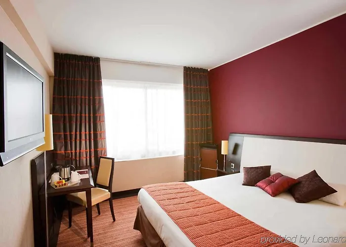 Mercure Centre Gare Hotel 4*